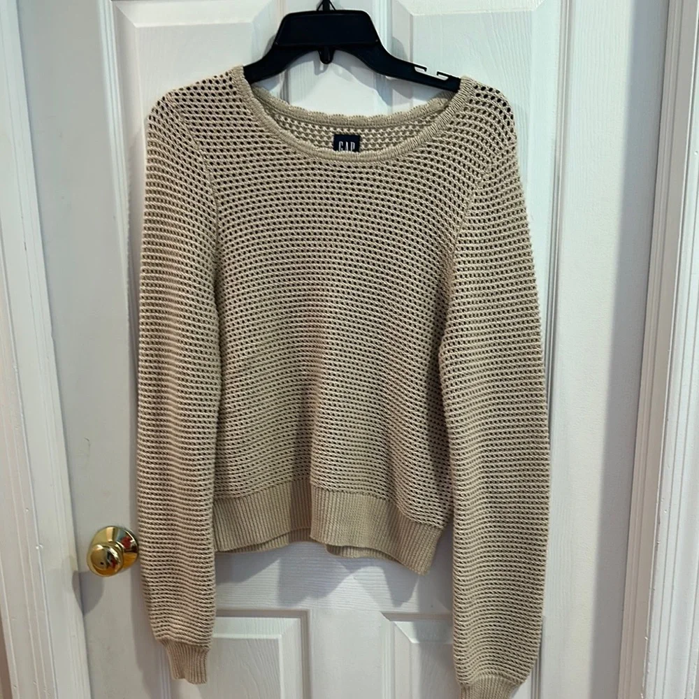 GAP Women's Cream Sweater - Picture 1 of 2